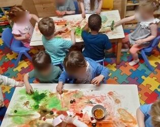 Little Stars Seniors: A Fun-Filled Messy Play Week!